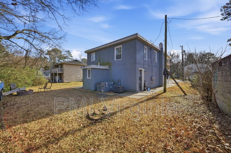 2 BEDROOM 1 BATH DUPLEX IN VIRGINIA BEACH NEAR OCEANA property image