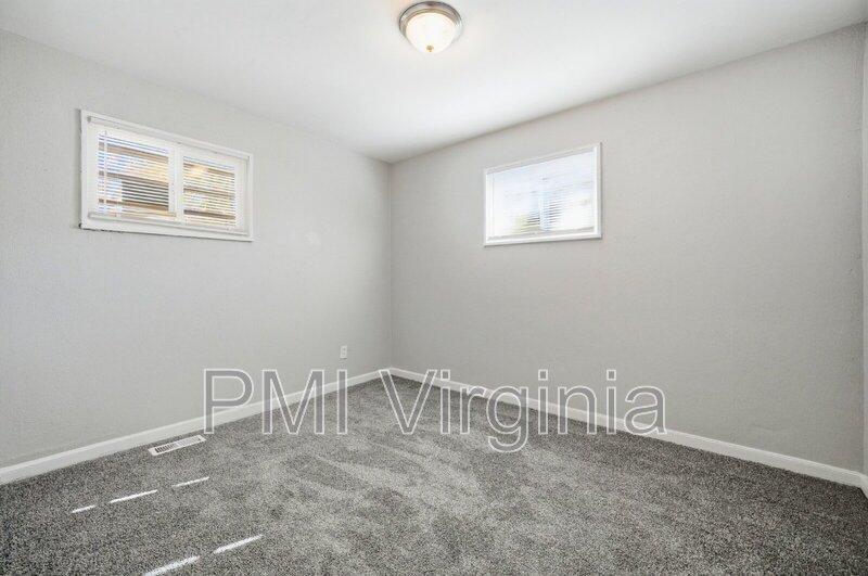 4 BEDROOM RANCH HOME FOR ENT IN HAMPTON VA property image