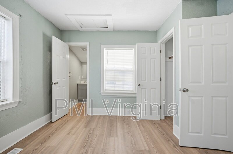 FULLY REMODELED 3 BED, 1.5 BATH HOME FOR RENT IN SUFFOLK! property image