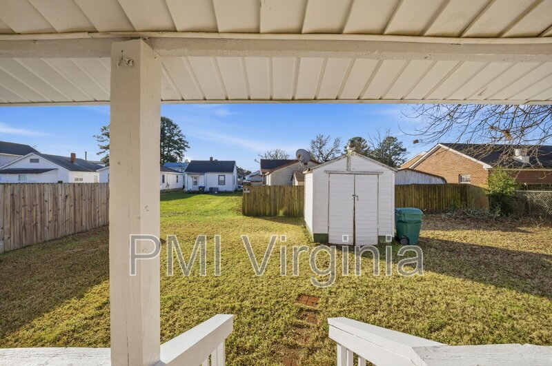 FULLY REMODELED 3 BED, 1.5 BATH HOME FOR RENT IN SUFFOLK! property image
