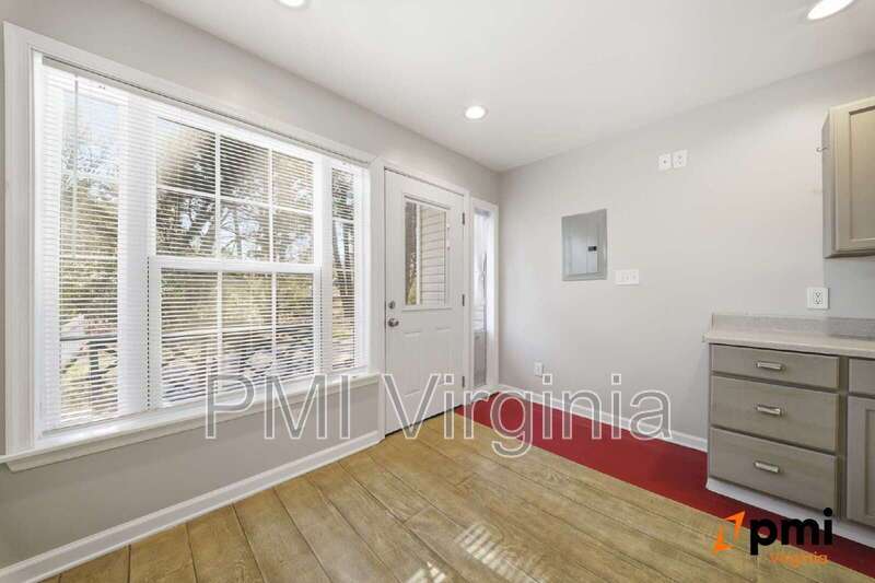 RARE FIND-1 Bed, 1 Bath Secluded Studio apartment property image