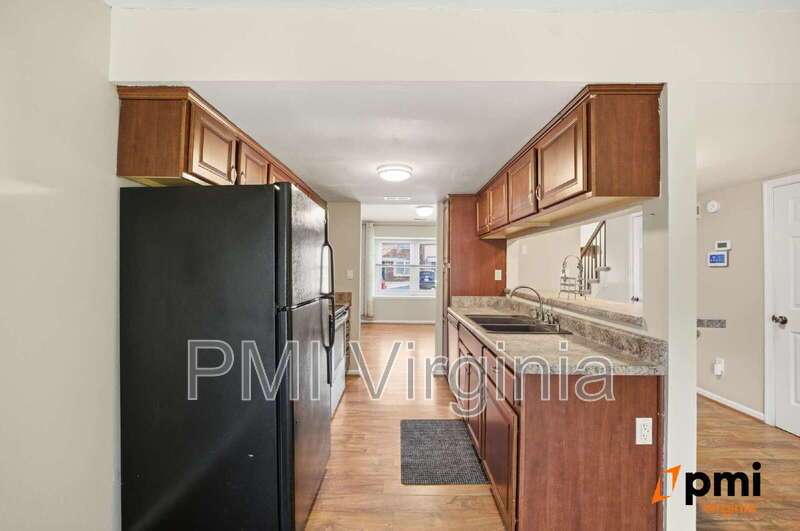 2 PRIMARY BEDROOMS, LIVING ROOM AND DINING property image