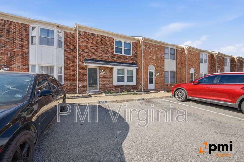 2 PRIMARY BEDROOMS, LIVING ROOM AND DINING property image