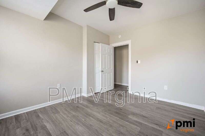 RENOVATED AND UPDATED 3 BEDROOM 1 BATH APARTMENT IN NORFOLK! property image