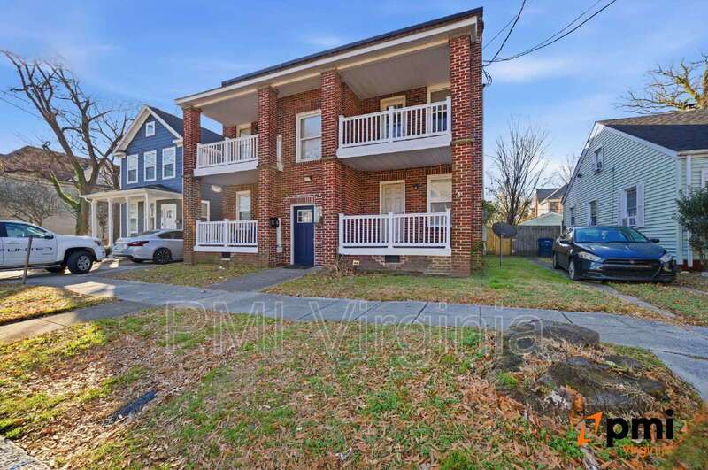 RENOVATED AND UPDATED 3 BEDROOM 1 BATH APARTMENT IN NORFOLK! property image