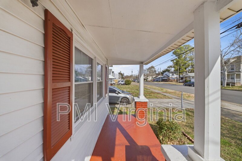 ADORABLE 3 BED, 1 BATH HOUSE FOR RENT IN NORFOLK property image