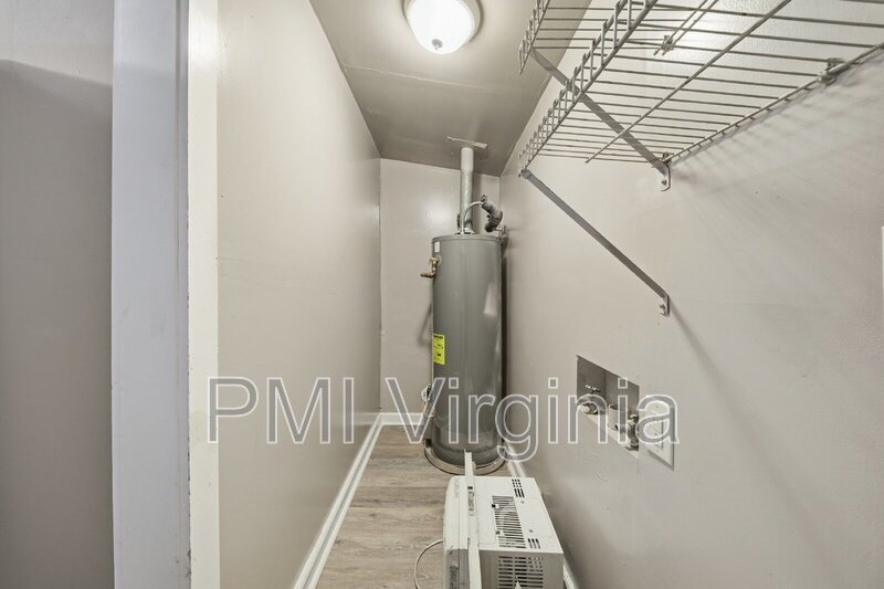 ADORABLE 3 BED, 1 BATH HOUSE FOR RENT IN NORFOLK property image