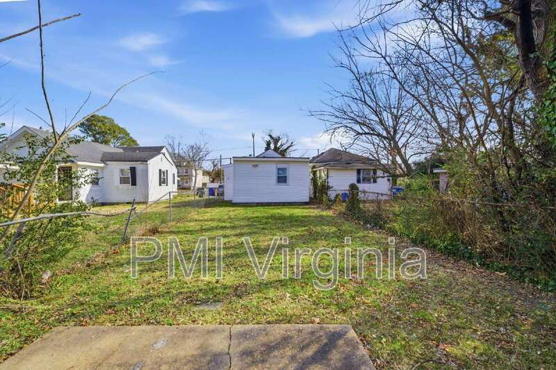 ADORABLE 3 BED, 1 BATH HOUSE FOR RENT IN NORFOLK property image